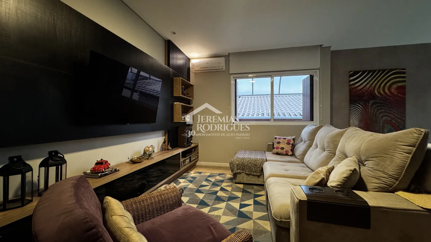 Casa para locação com 3 suítes no Condomínio Reserva dos Lagos em Pindamonhangaba/SP.