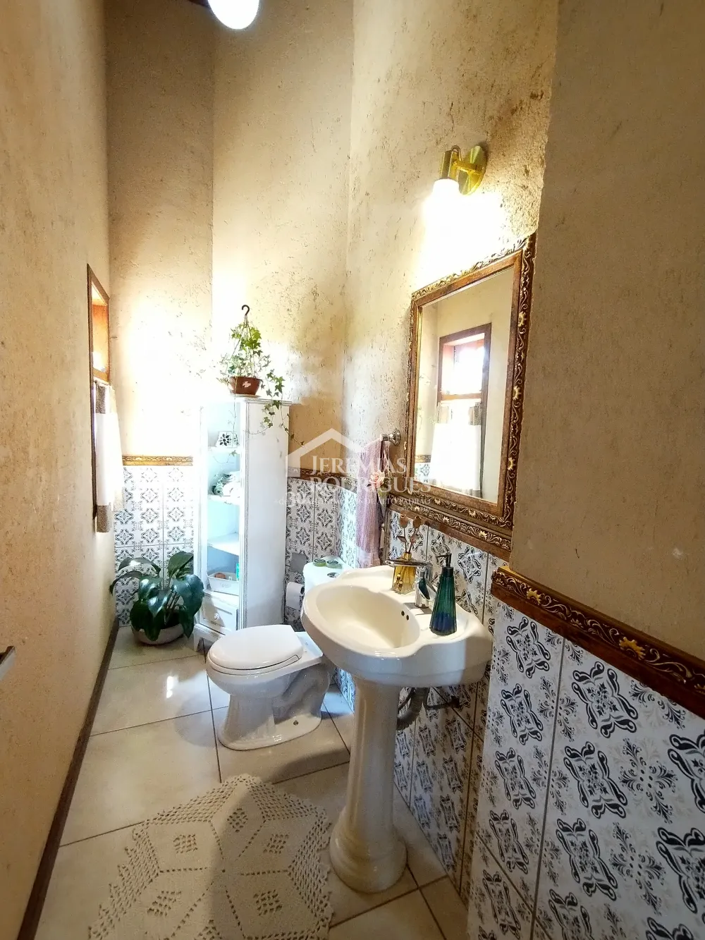 Casa com 4 dormitórios, 277 m² - Santo Antônio do Pinhal/SP