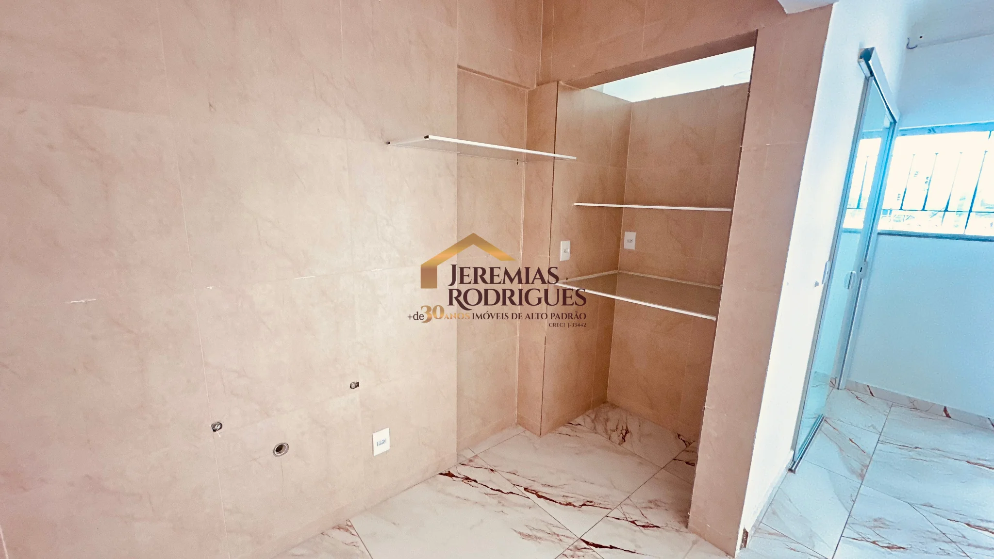 Sala Comercial para locação no bairro Chácara da Galega em Pindamonhangaba/SP. — foto 6