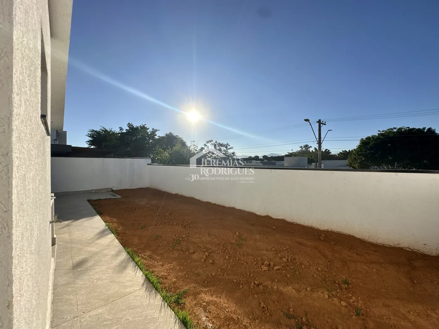 Casa para locação com 3 dormitórios no Condomínio Parque das Araucárias em Tremembé/SP