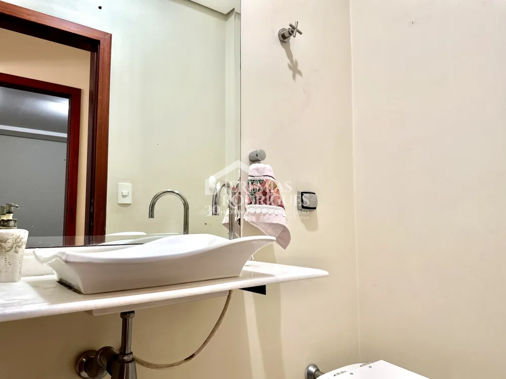 Casa com 4 quartos, 617 m² - Condomínio Taubaté Village - Taubaté/SP