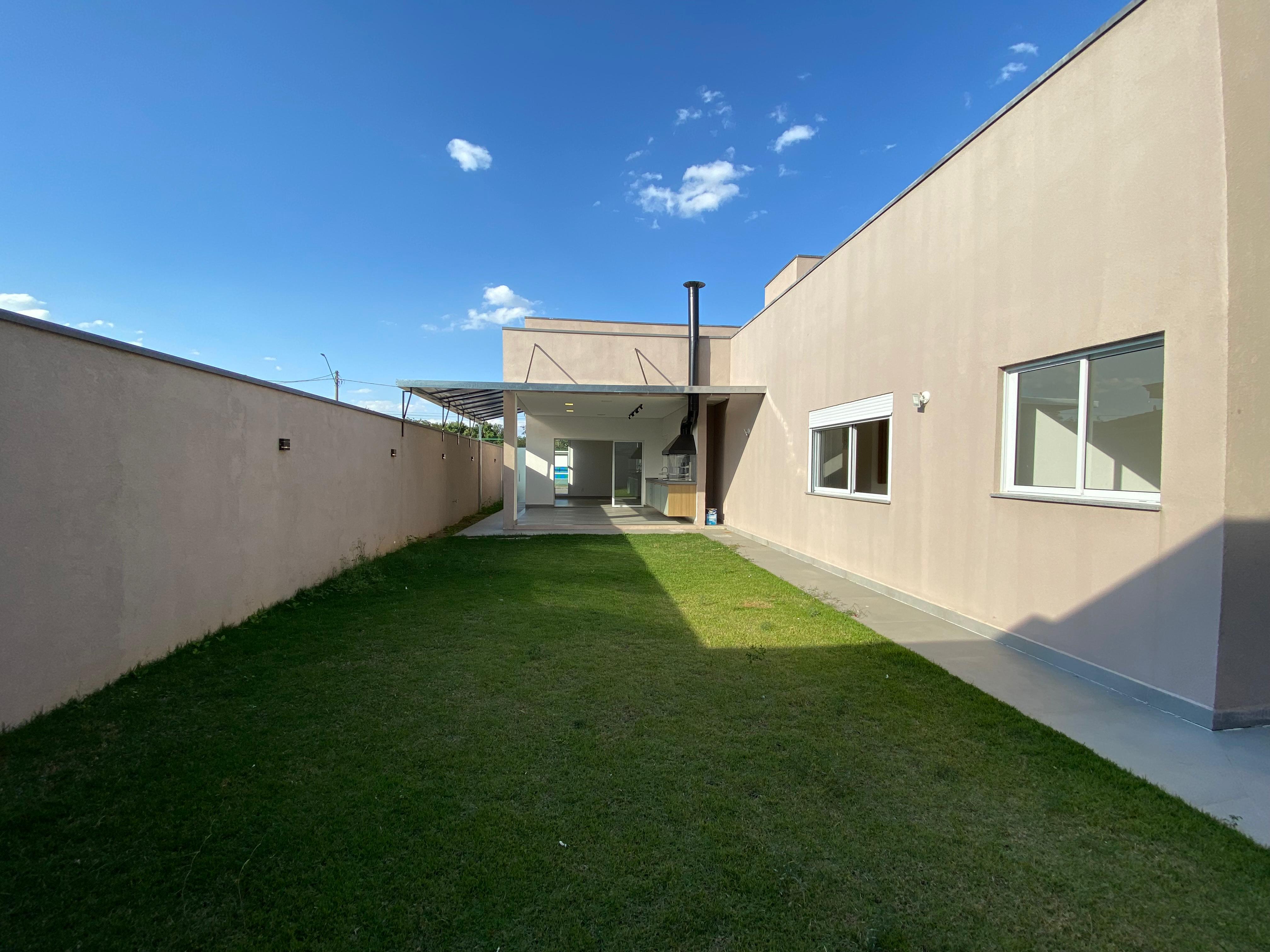 Casa para venda com 3 suítes no Condomínio Village Splendore em Pindamonhangaba/SP