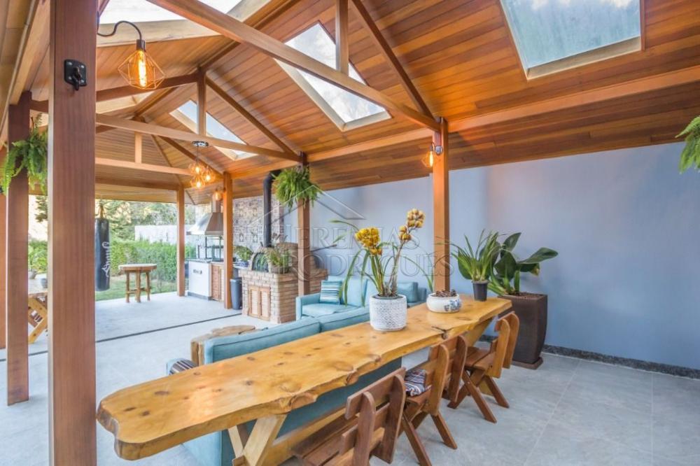 Casa à venda por R$ 3.200.000,00 - Campos do Jordão/SP