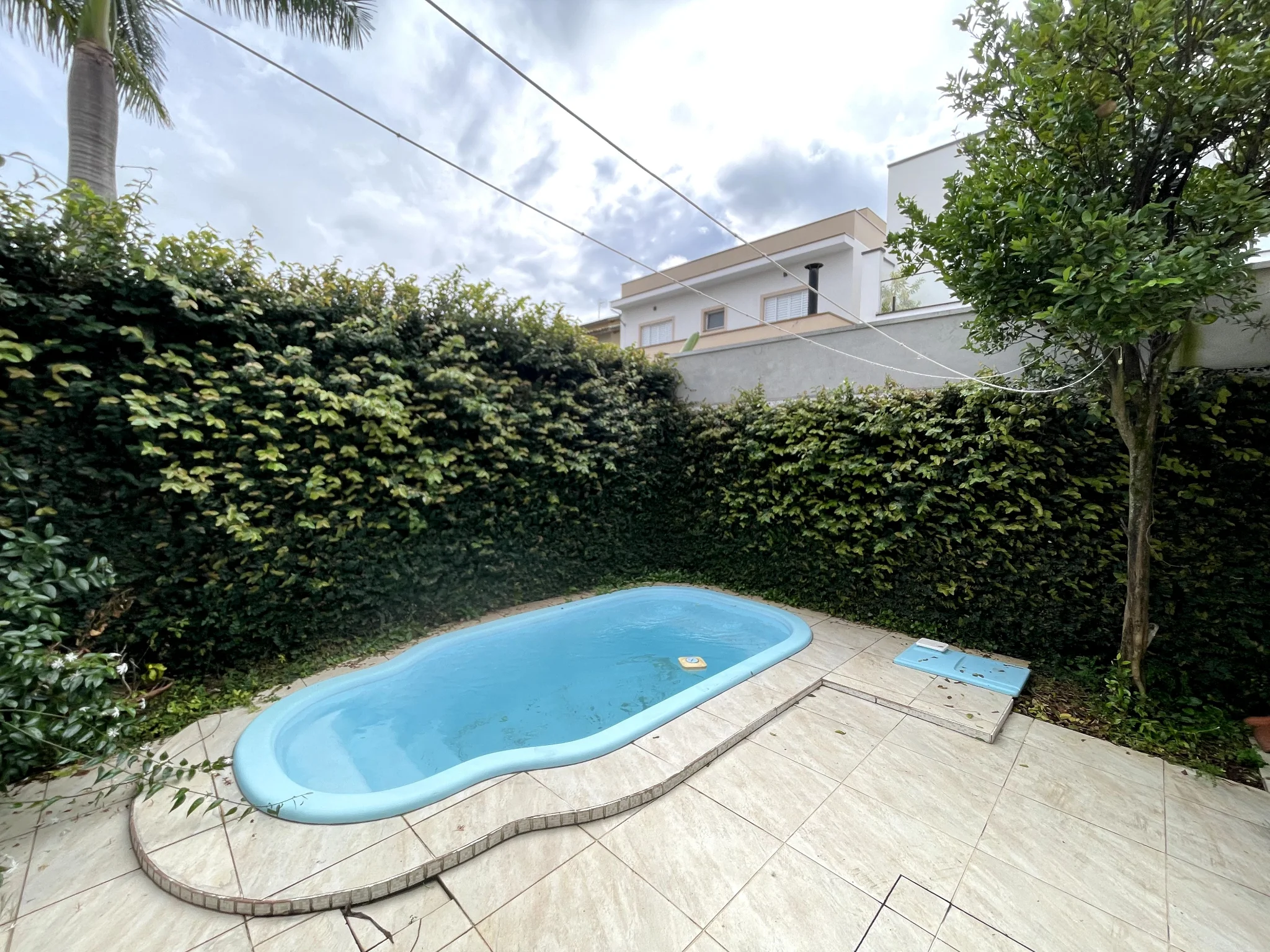 Casa á venda no Condomínio Campos do Conde I em Taubaté/SP