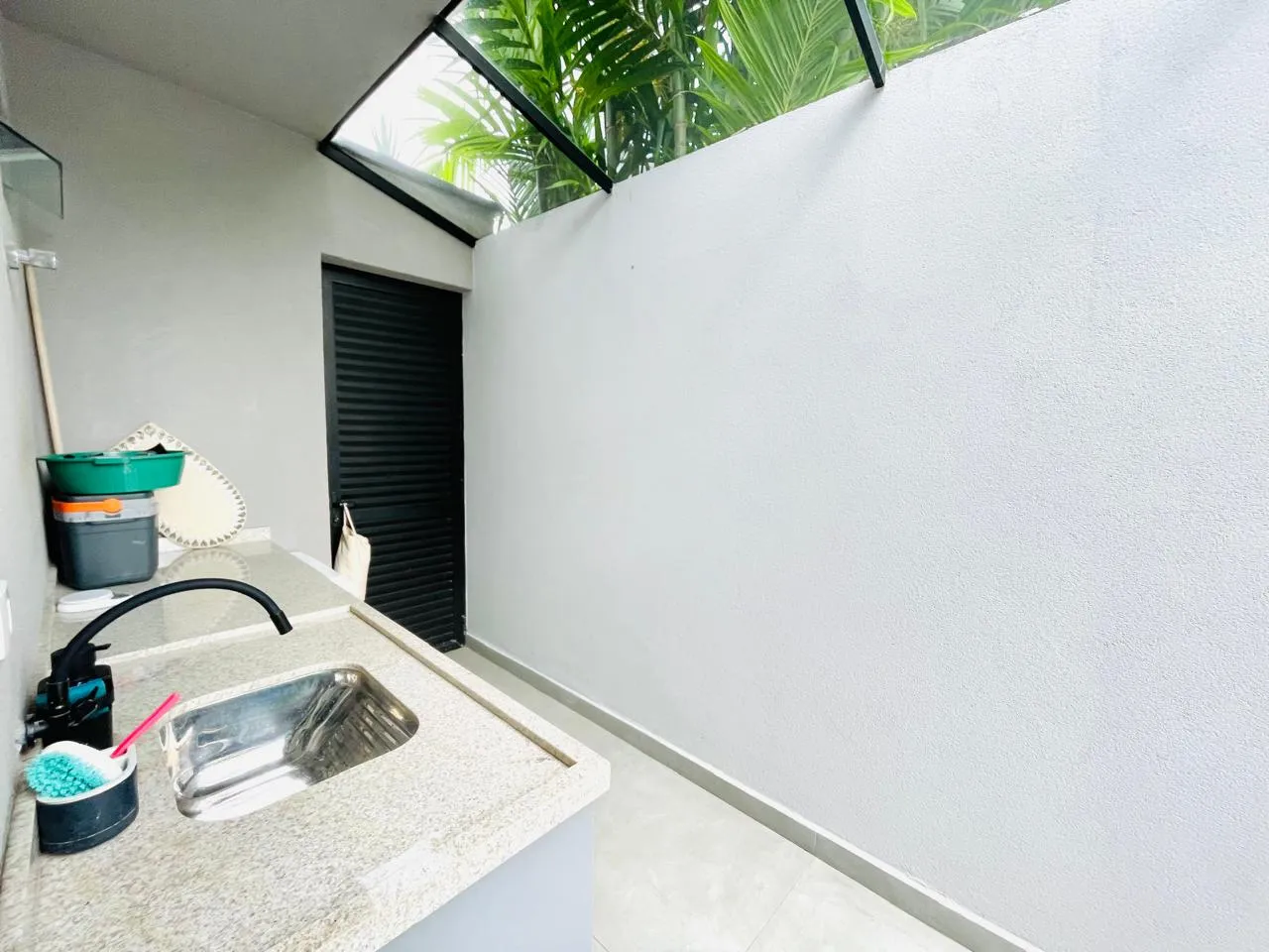 Casa à venda com 3 dormitórios no Condomínio Terras de San Marco em Taubaté/SP.