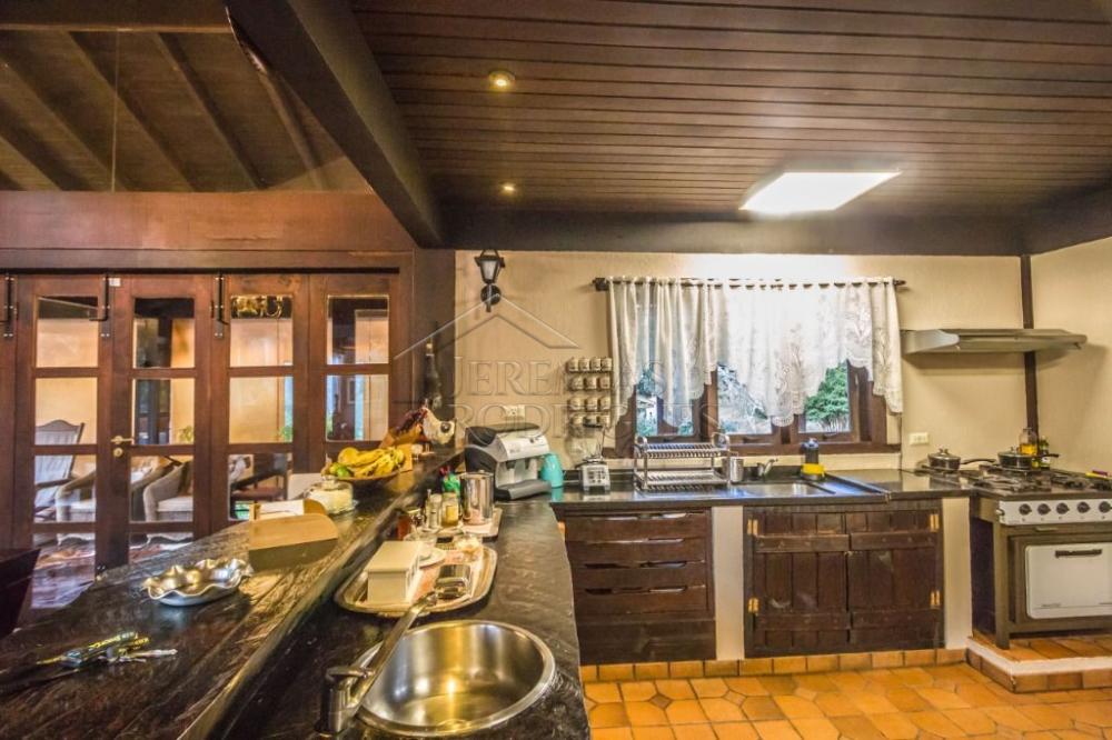 Casa com 3 quartos, 630 m², à venda por R$ 6.500.000- Condomínio Pedra de Fogo - Campos do Jordão/SP