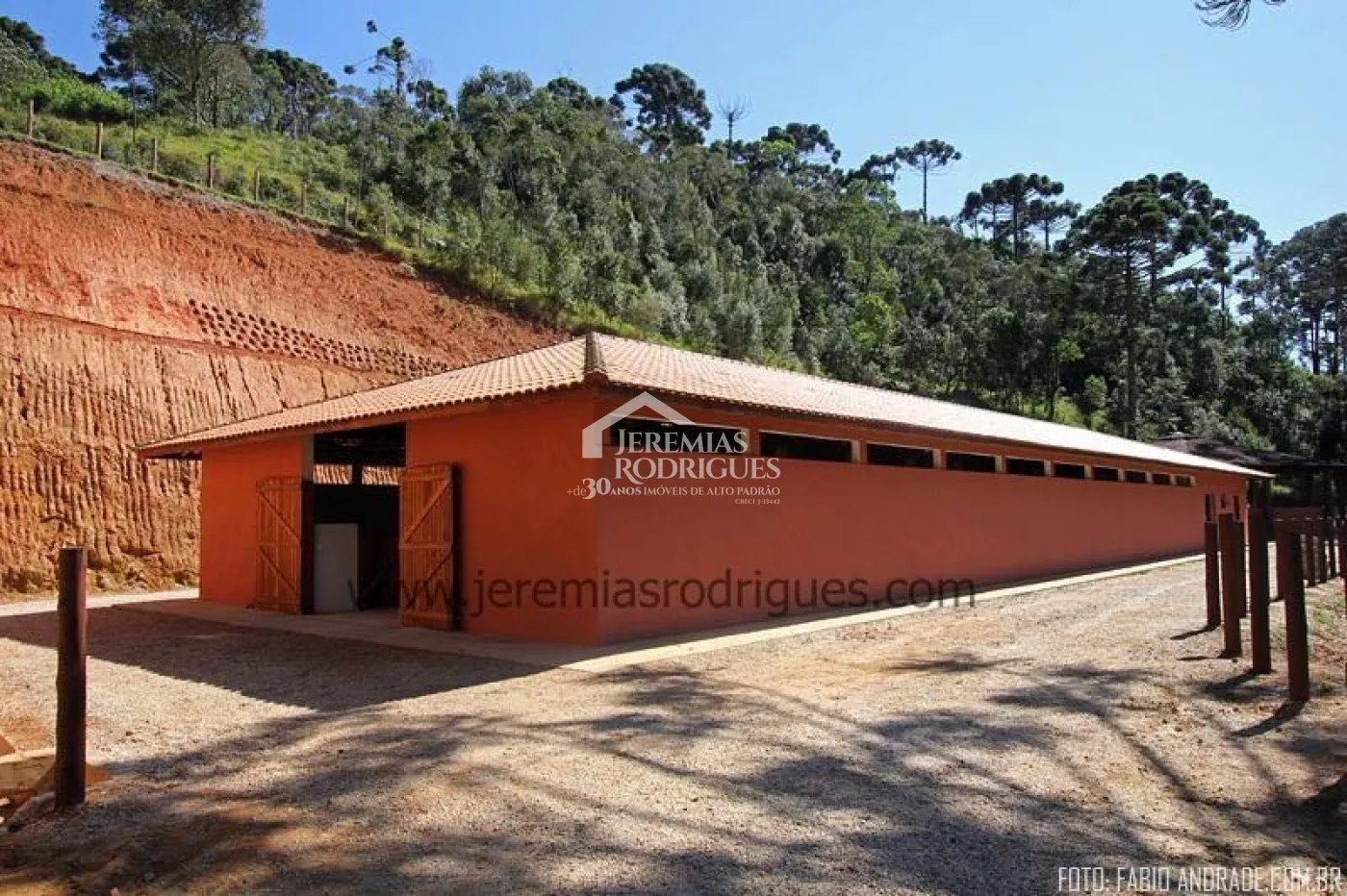 Haras com 86,4 hectares - Sapucaí-Mirim/MG
