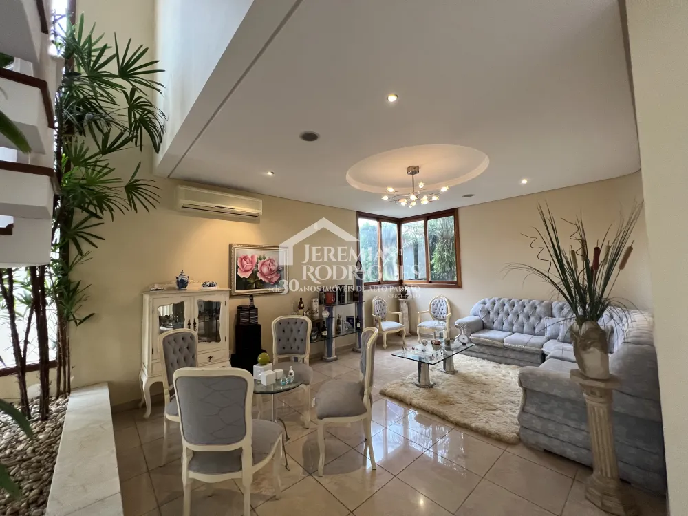 Casa com 3 quartos, 423 m² - Condomínio Taubaté Village - Taubaté/SP