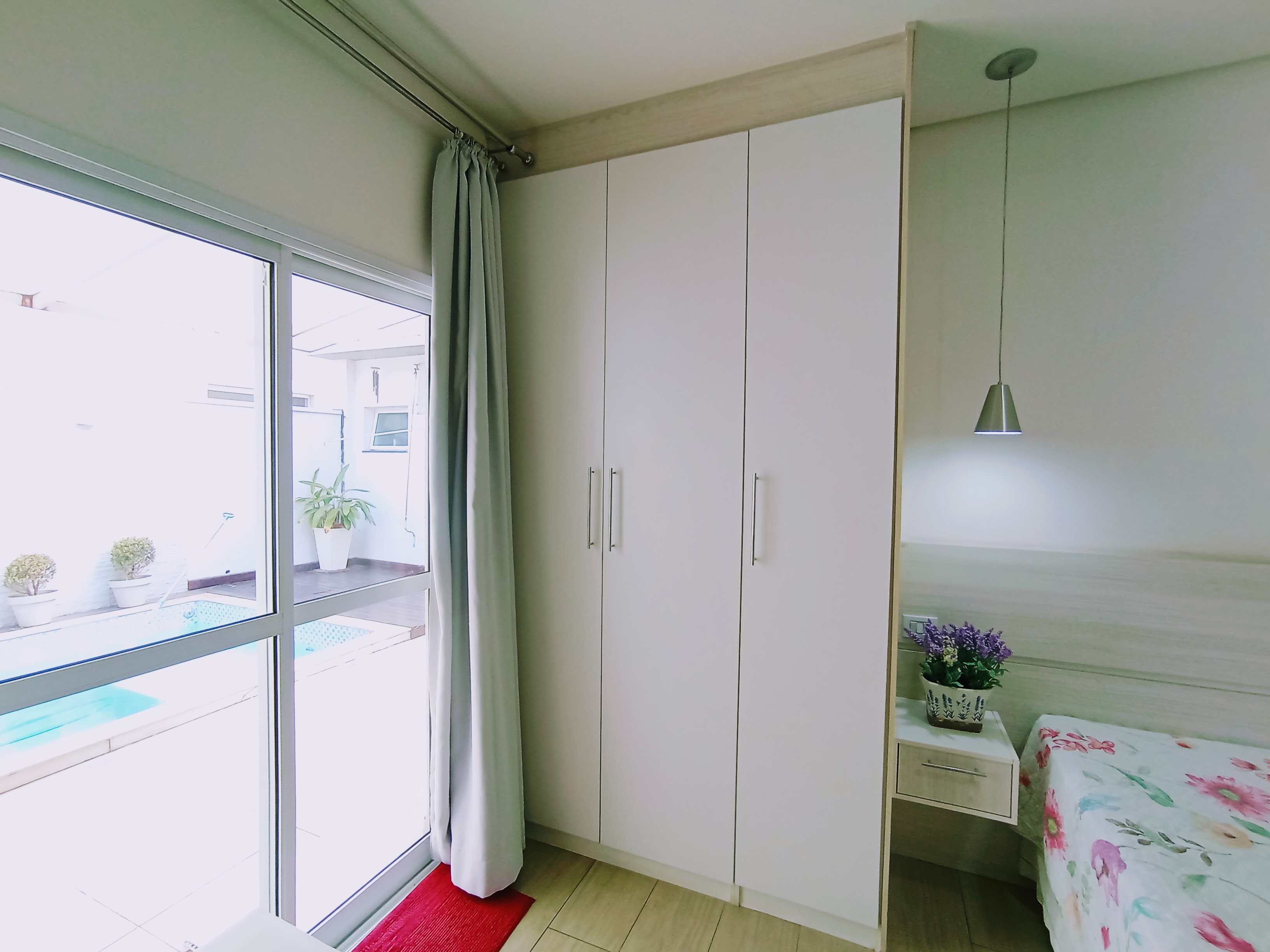 Casa à venda com 2 dormitórios no Condomínio Verdes Vales em Taubaté/SP.