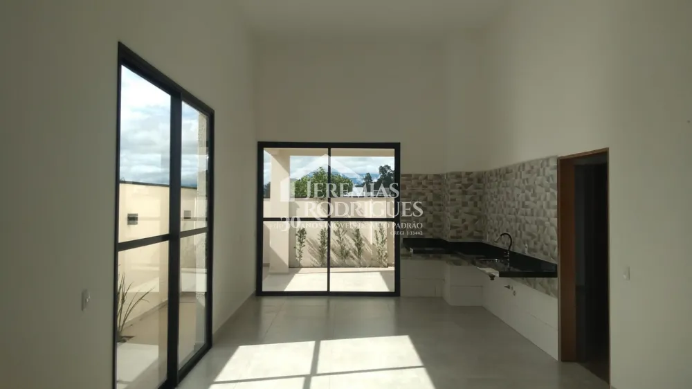 Casa à venda com 3 suítes - Condomínio Pérola do Vale - Tremembé/SP.