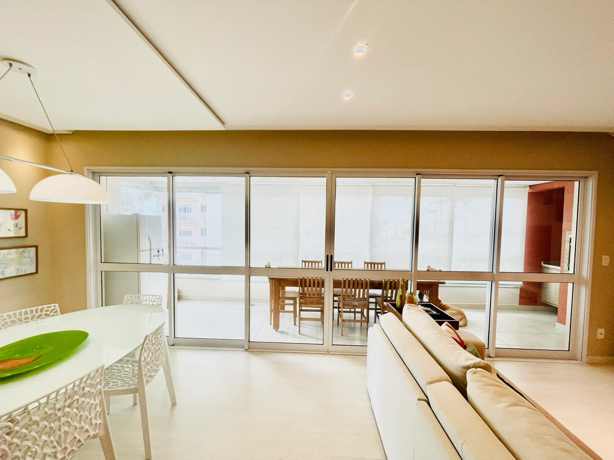 Apartamento à venda com 3 dormitórios, 130m² no Edifício Figueiras em Taubaté/SP