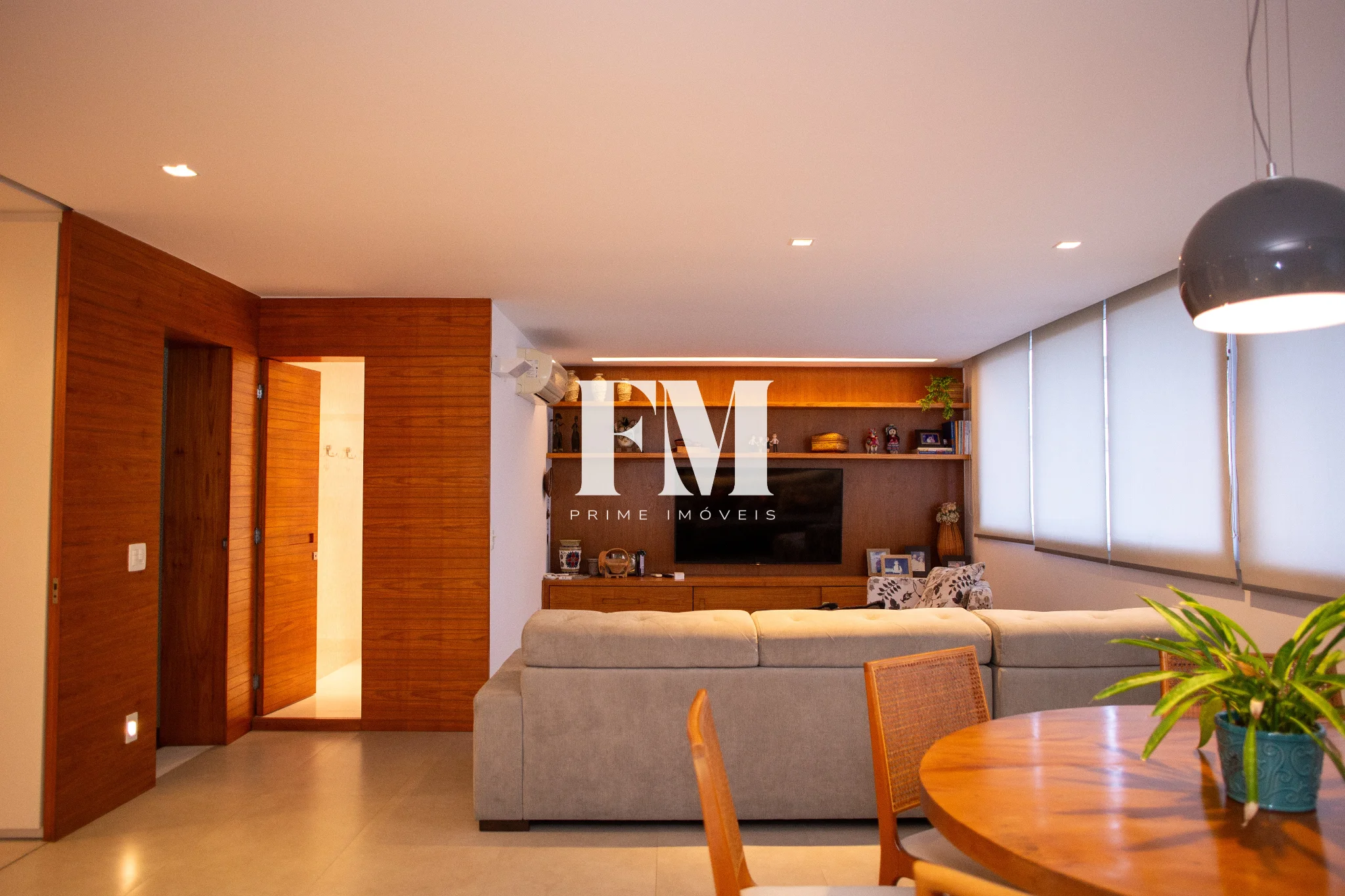 Apartamento Duplex exclusivo de 426m² á venda entre ipanema e copacabana com vista parcial mar!