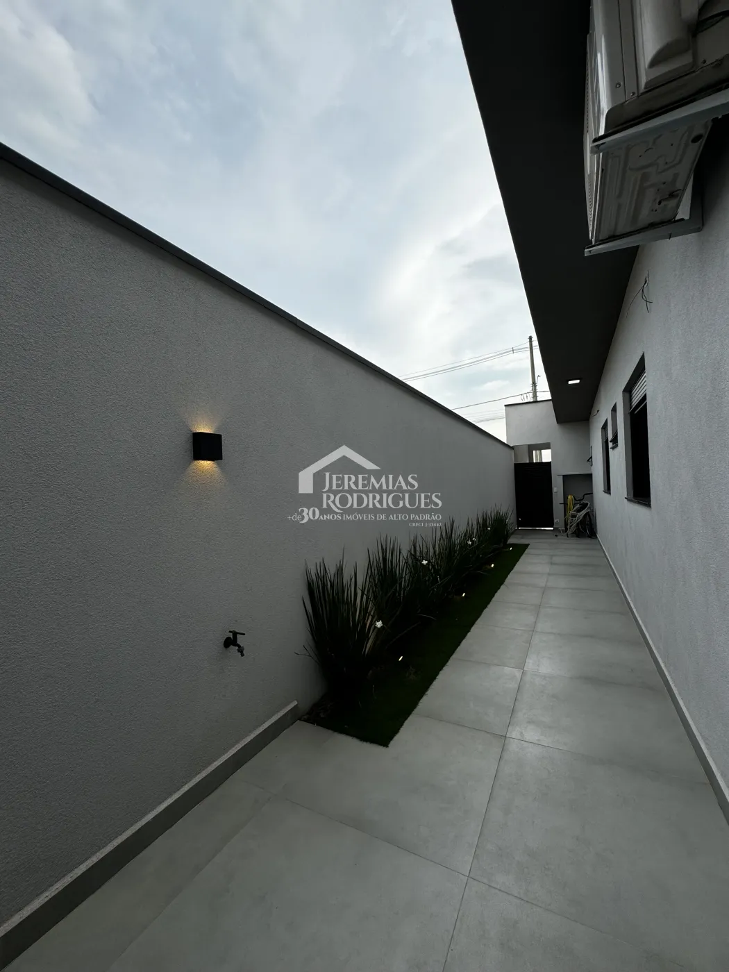 Casa com 3 suítes, 245 m² - Condomínio Village Splendore - Pindamonhangaba/SP.