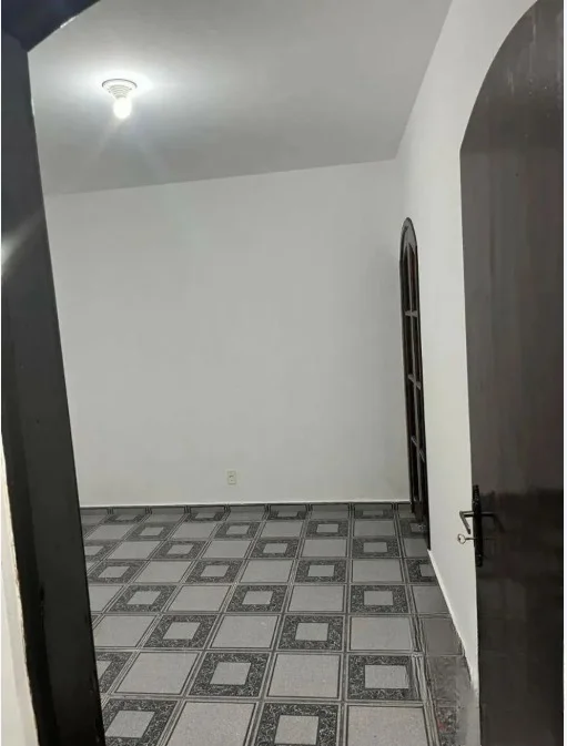 Casa GRANDE, 153m², Térrea com 03 quartos, 02 Vagas de Garagem Coberta, para locação no Jardim Ipê 4, São Bernardo do Campo - SP