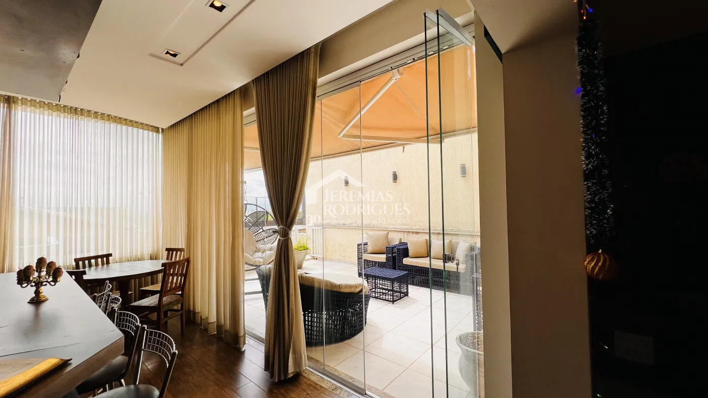 Casa com 4 dormitórios, 394 m² - Alto São Pedro - Taubaté/SP.