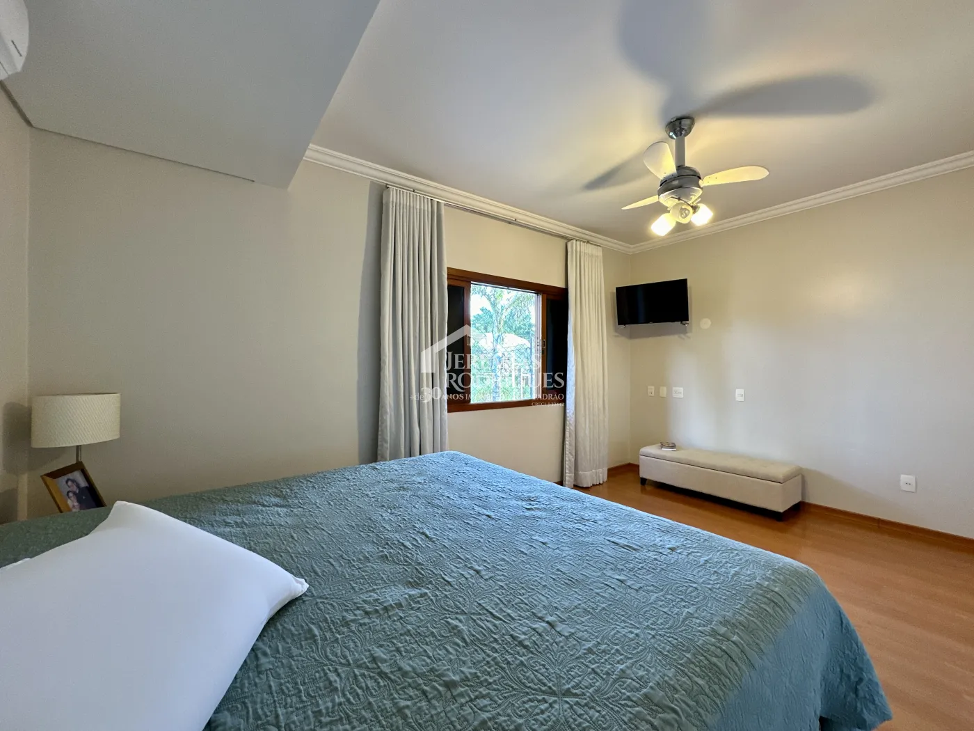 Casa com 3 suítes, 386 m² - Condomínio Taubaté Village - Taubaté/SP