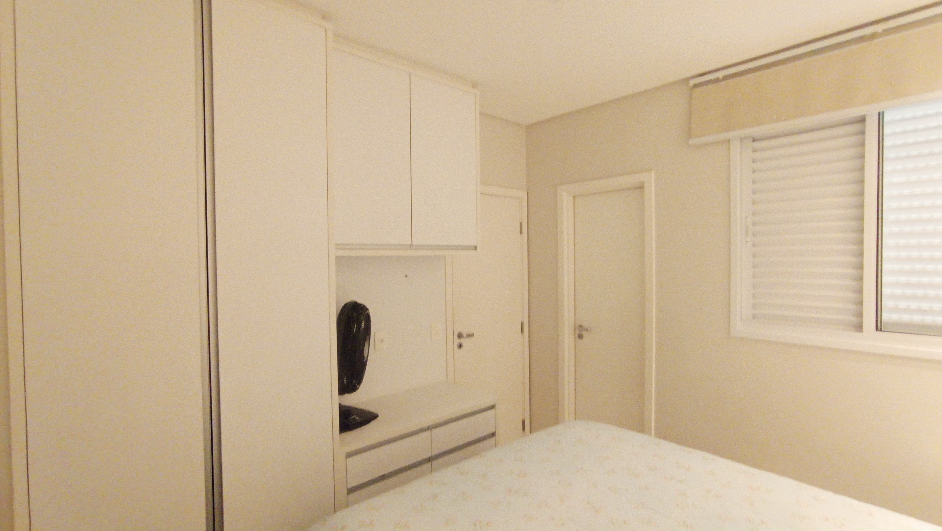 Apartamento à venda com 3 suítes no Condomínio Renaissance em Taubaté/SP.
