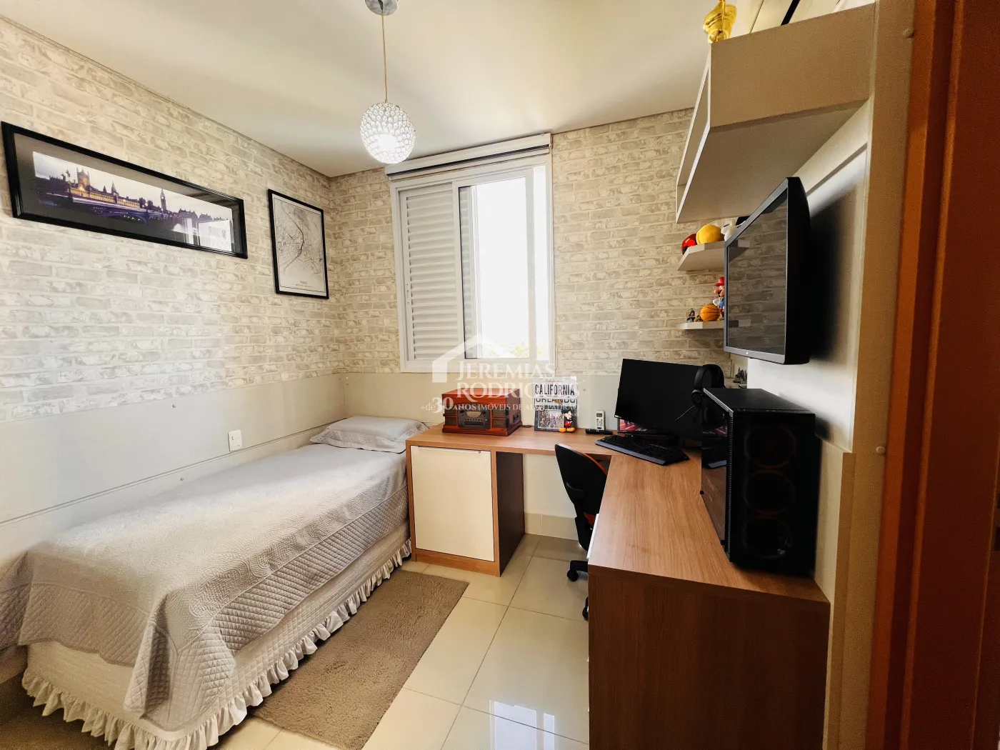 Apartamento para venda com 3 suítes no Condomínio Residencial Renaissance em Taubaté/SP