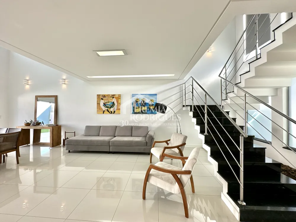 Casa mobiliada para locação no Condomínio Campos do Conde I em Tremembé/SP. 