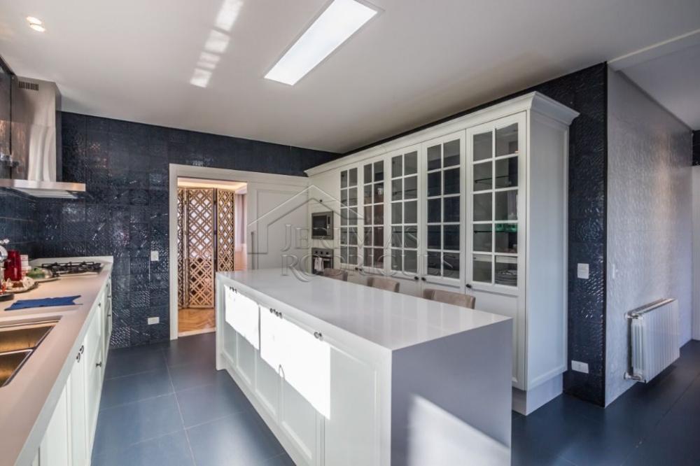 Casa à venda por R$ 6.800.000,00 - Campos do Jordão/SP