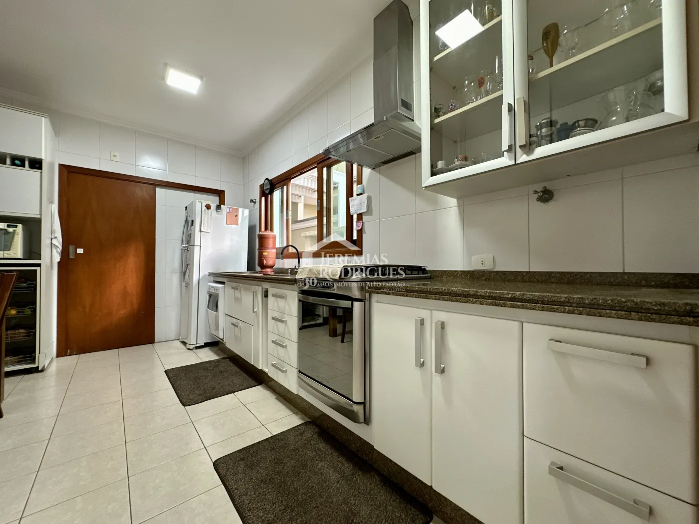 Casa com 3 suítes, 386 m² - Condomínio Taubaté Village - Taubaté/SP