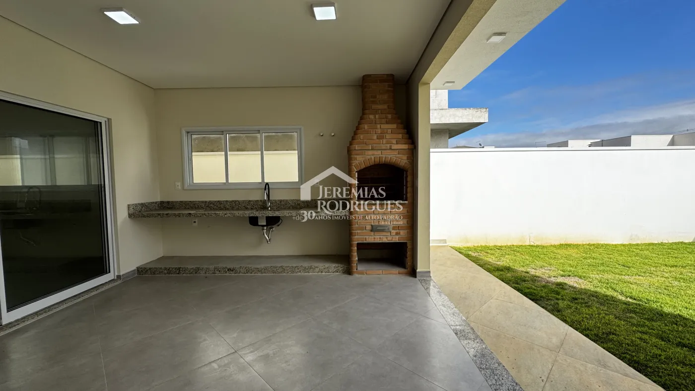 Casa à venda no Condomínio Reserva Bonsucesso em Pindamonhangaba/SP