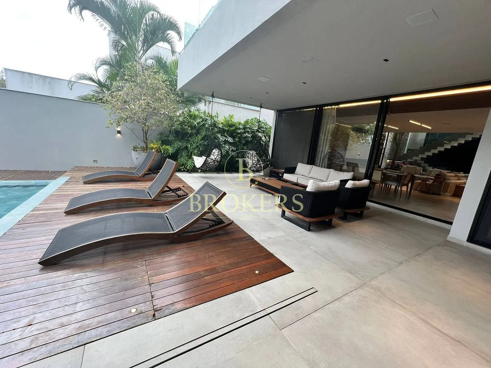 Moderna e sofisticada: Casa triplex no Alphaville com elevador, 5 suítes e terraço panorâmico por R — foto 16
