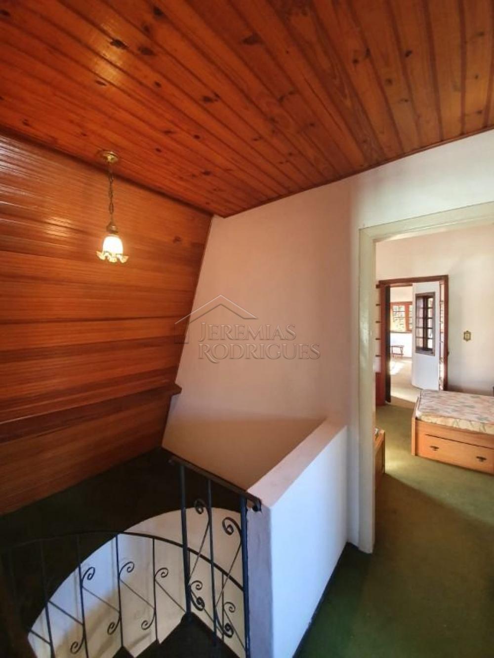Casa à venda por R$ 880.000,00 - Santo Antônio do Pinhal/SP