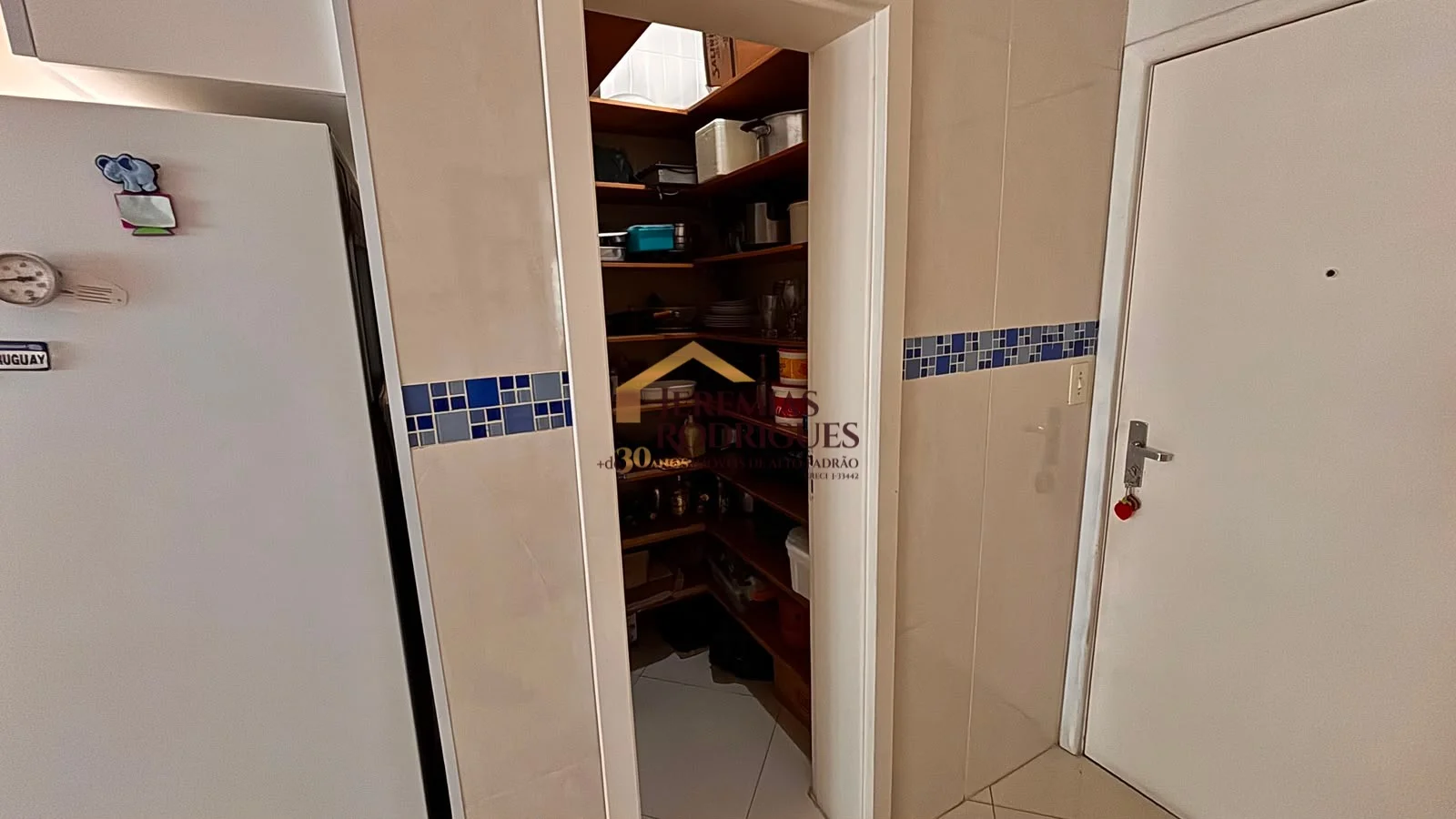 Apartamento à venda no Edifício Serra da Mantiqueira em Pindamonhangaba/SP. — foto 17