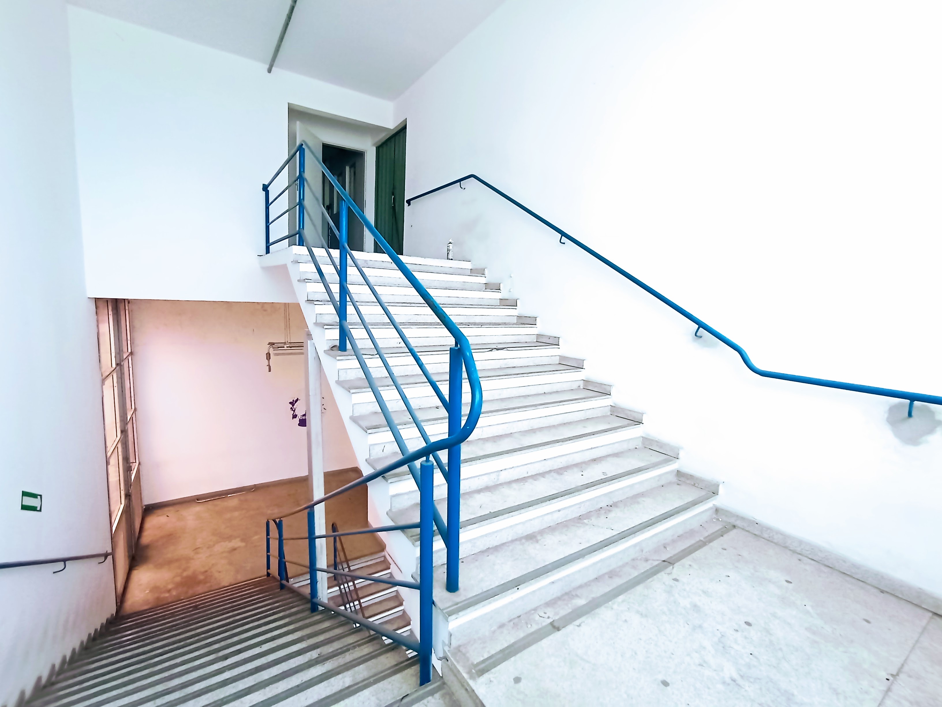 Prédio para venda e locação, 6.000 m² no bairro Jardim Independência em Taubaté/SP.