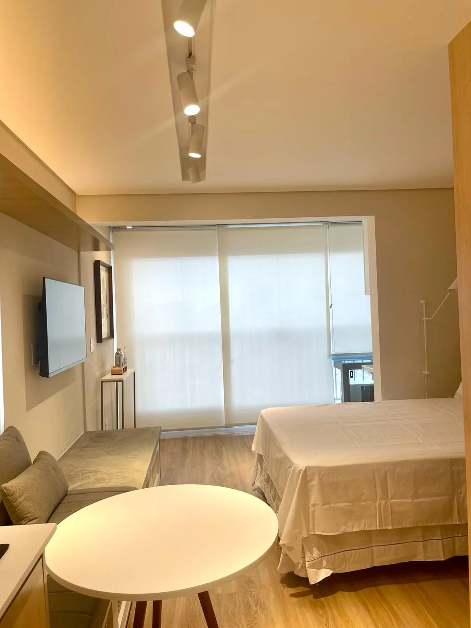 Vila Mariana | Studio mobiliado a 500 m do Metrô Ana Rosa | Cyrela