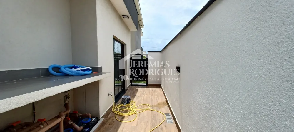 Casa com 3 suítes para venda e locação, com 245 m² no Condomínio Village Splendore em Pindamonhangaba/SP