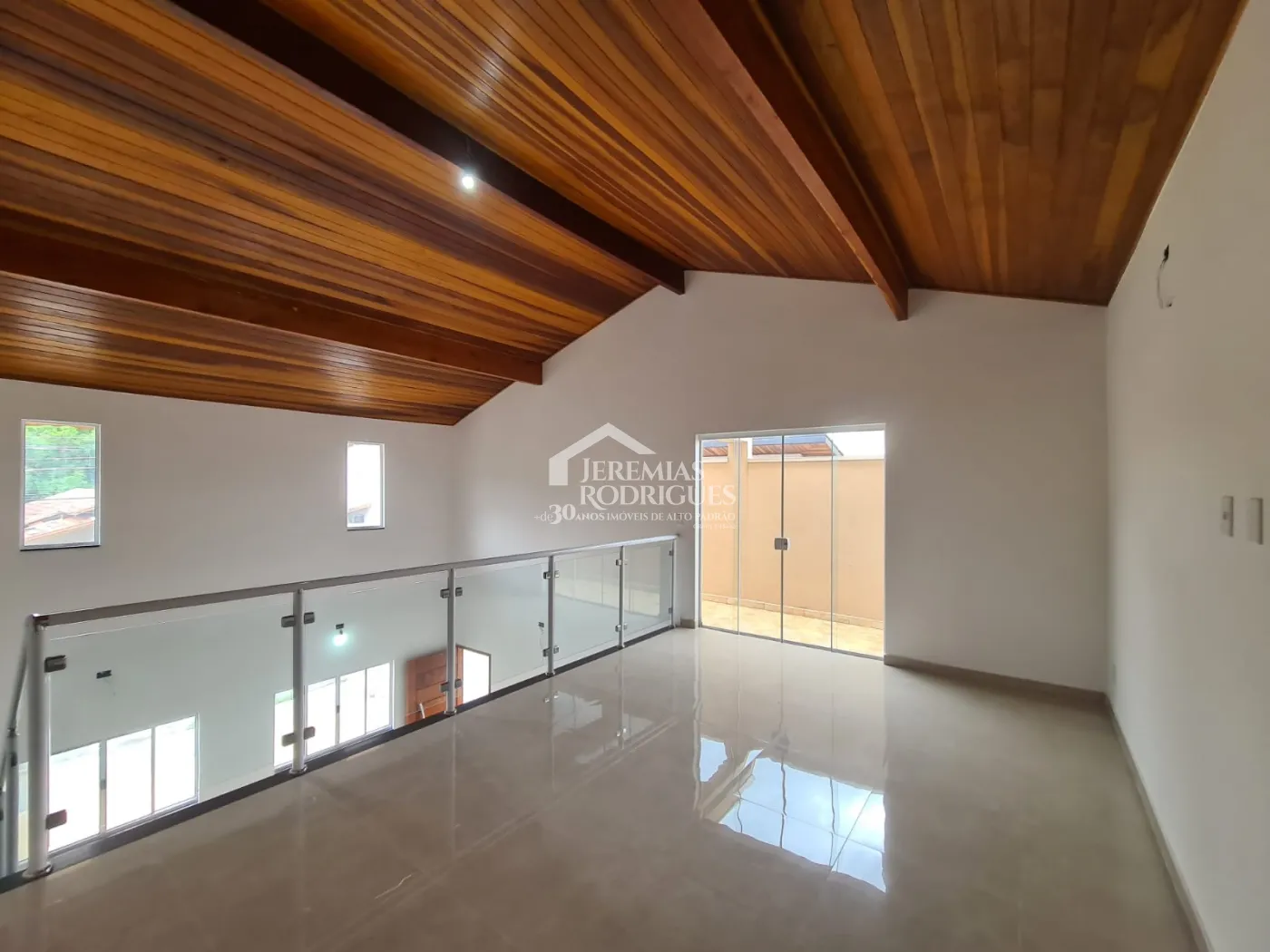 Casa com 3 dormitórios, 154 m² - Condomínio Parque Esperança - Taubaté/SP.