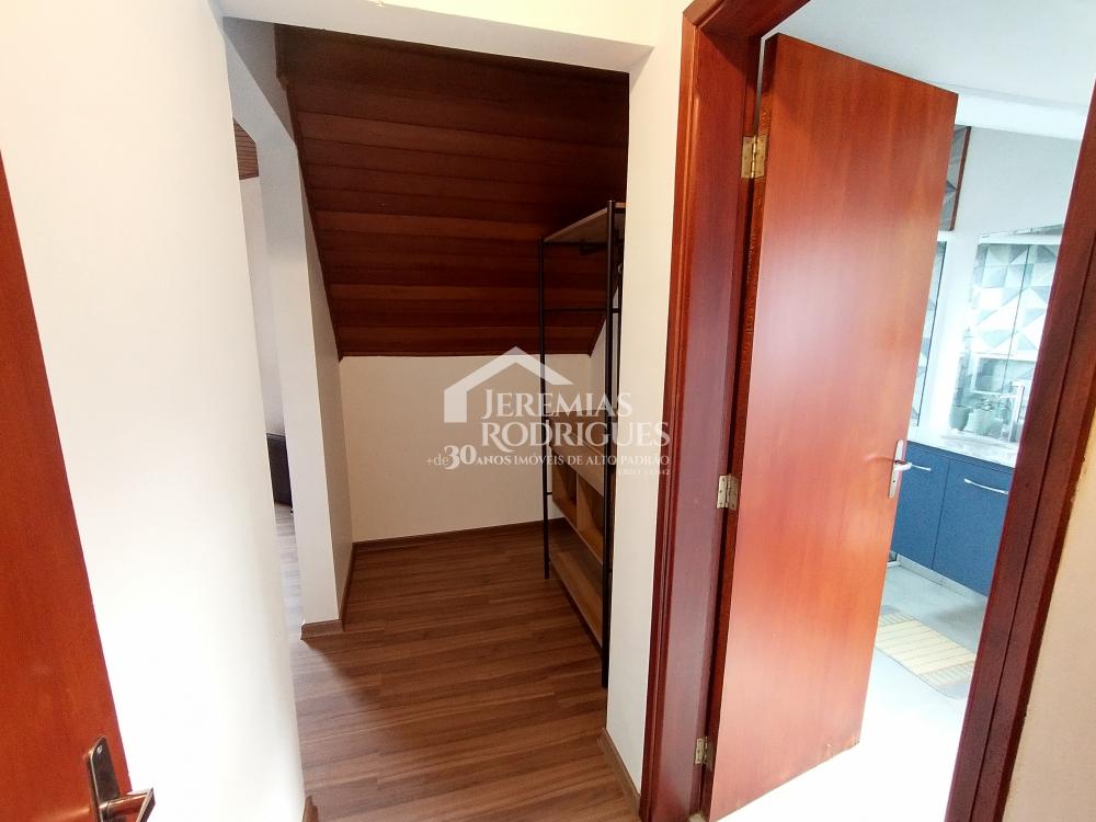 Casa com 4 suítes, 204 m² - Condomínio Jardim Véu da Noiva - Campos do Jordão/SP