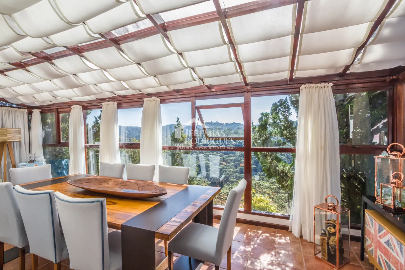 Casa com 3 suítes, 170 m² - Condomínio Jardim Monte Belo - Campos do Jordão/SP