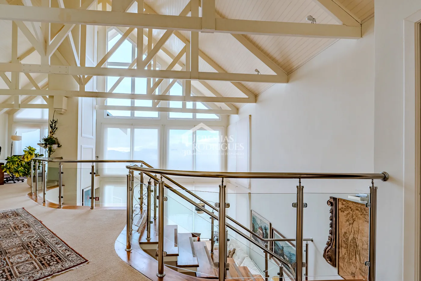 Casa à venda no Parque Pedra do Baú em Campos do Jordão/SP.