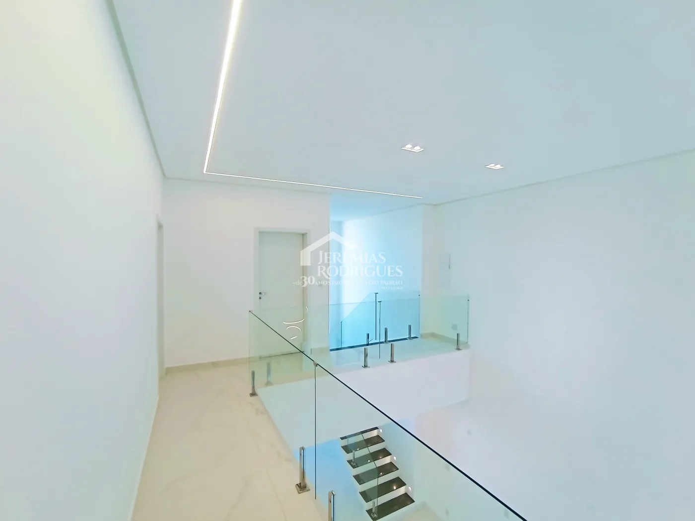 Casa assobradada à venda com 4 dormitórios no Condomínio Cyrella Landscape emTaubaté/SP.