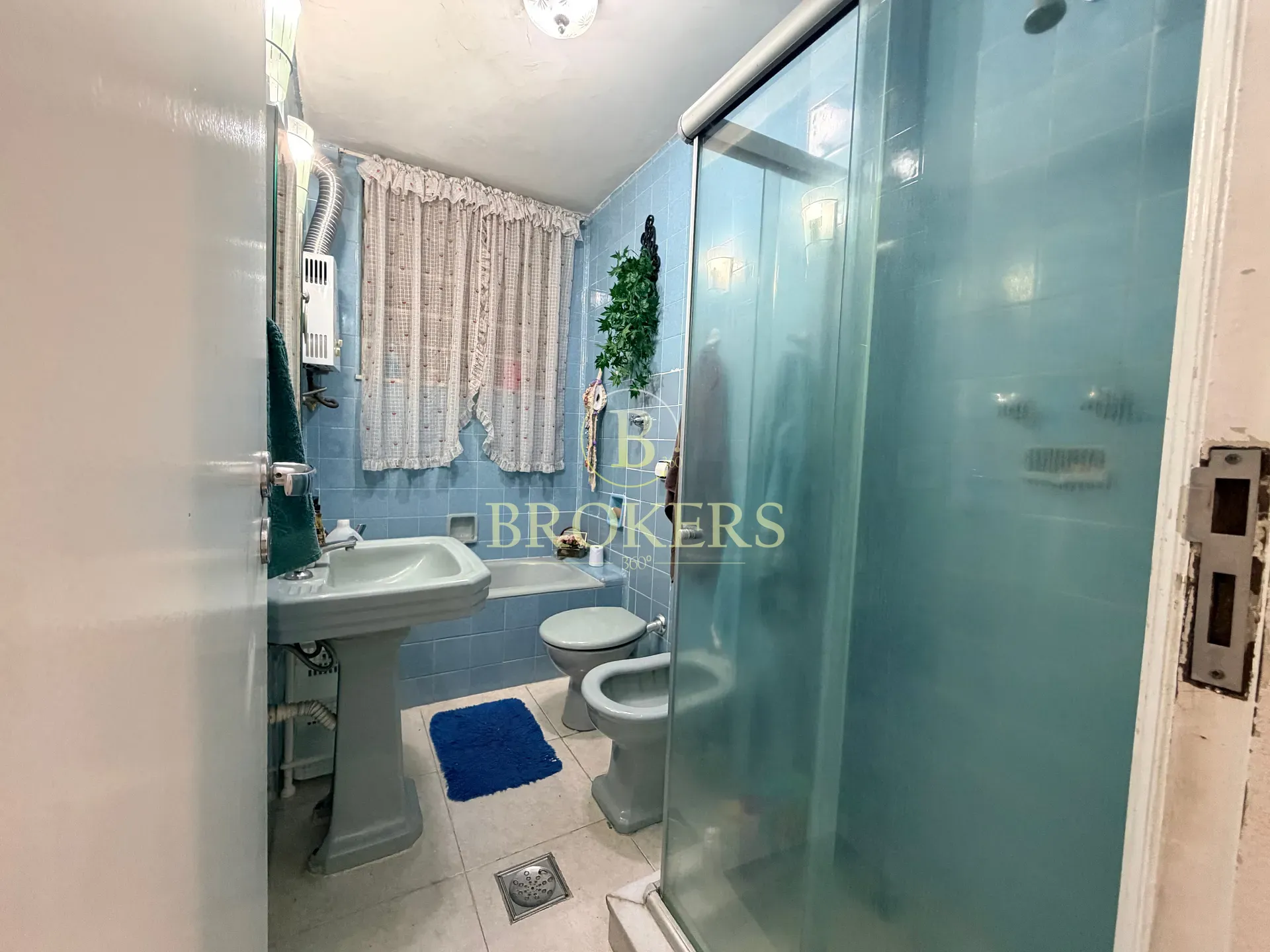 Apartamento à venda de 3 quartos com charme e praticidade a passos do metrô e da praia em Copacaban — foto 13