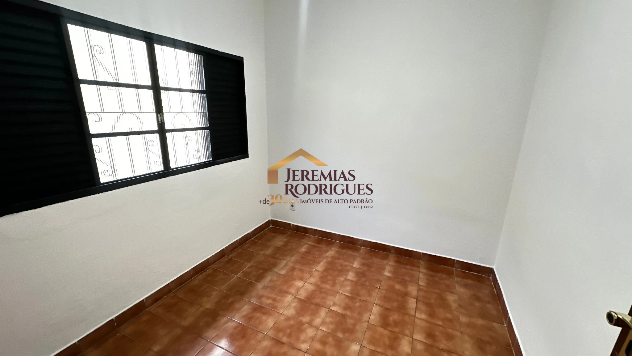 Casa para locação no centro em Pindamonhangaba/SP. - foto 9