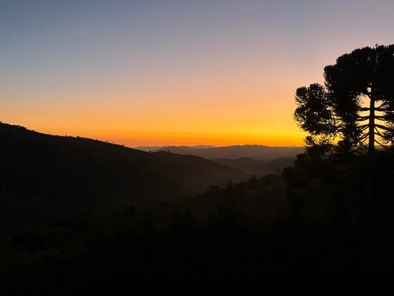 Casa com 5 dormitórios,  m² - Condomínio Pedra do Fogo - Campos do Jordão/SP