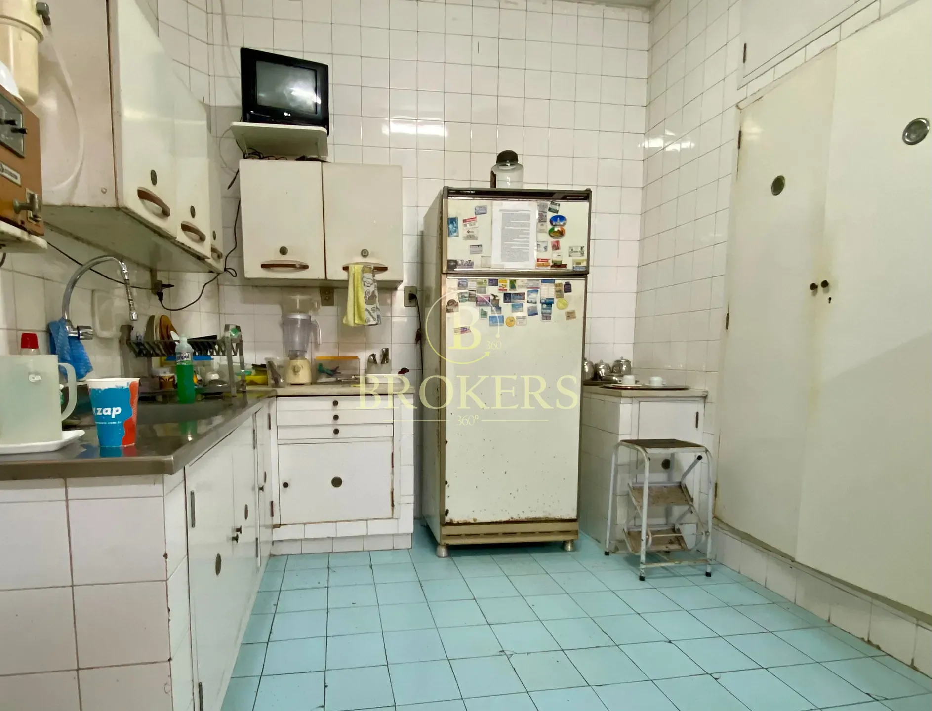 Imponente apartamento  com 240m², Sala em 2 ambientes, 4 quartos, localização estratégica a passos — foto 19