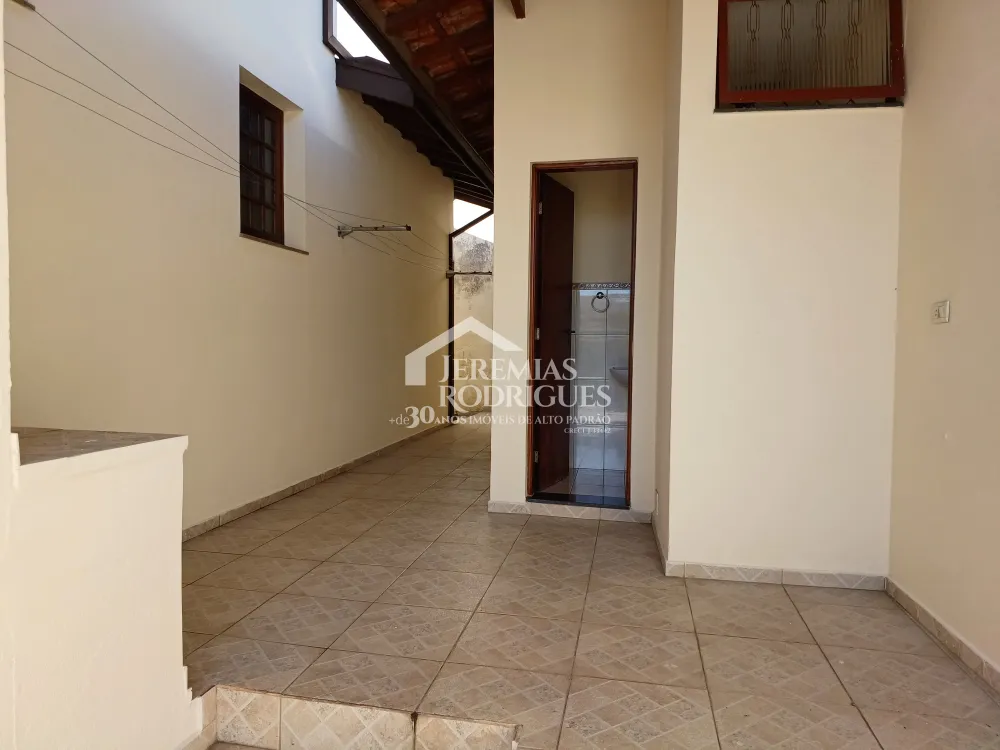 Casa com 3 quartos, 223 m², venda por R$670.000 - Campo Alegre - Pindamonhangaba/SP
