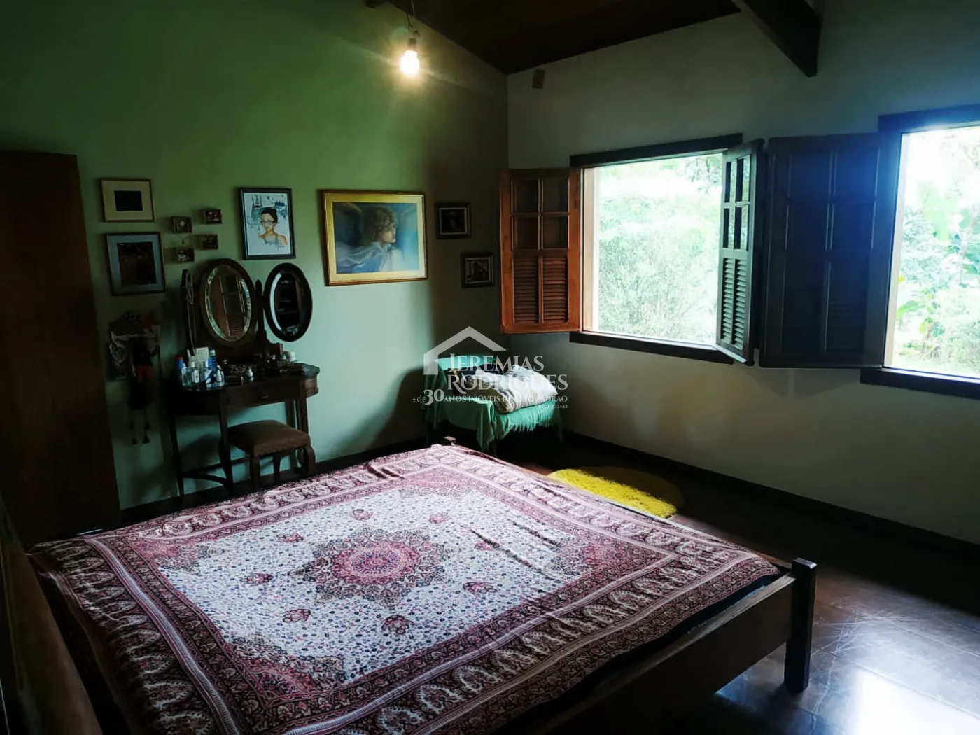 Oportunidade! Casa com 3 dormitórios no Condomínio Chácaras Cataguá em Taubaté/SP