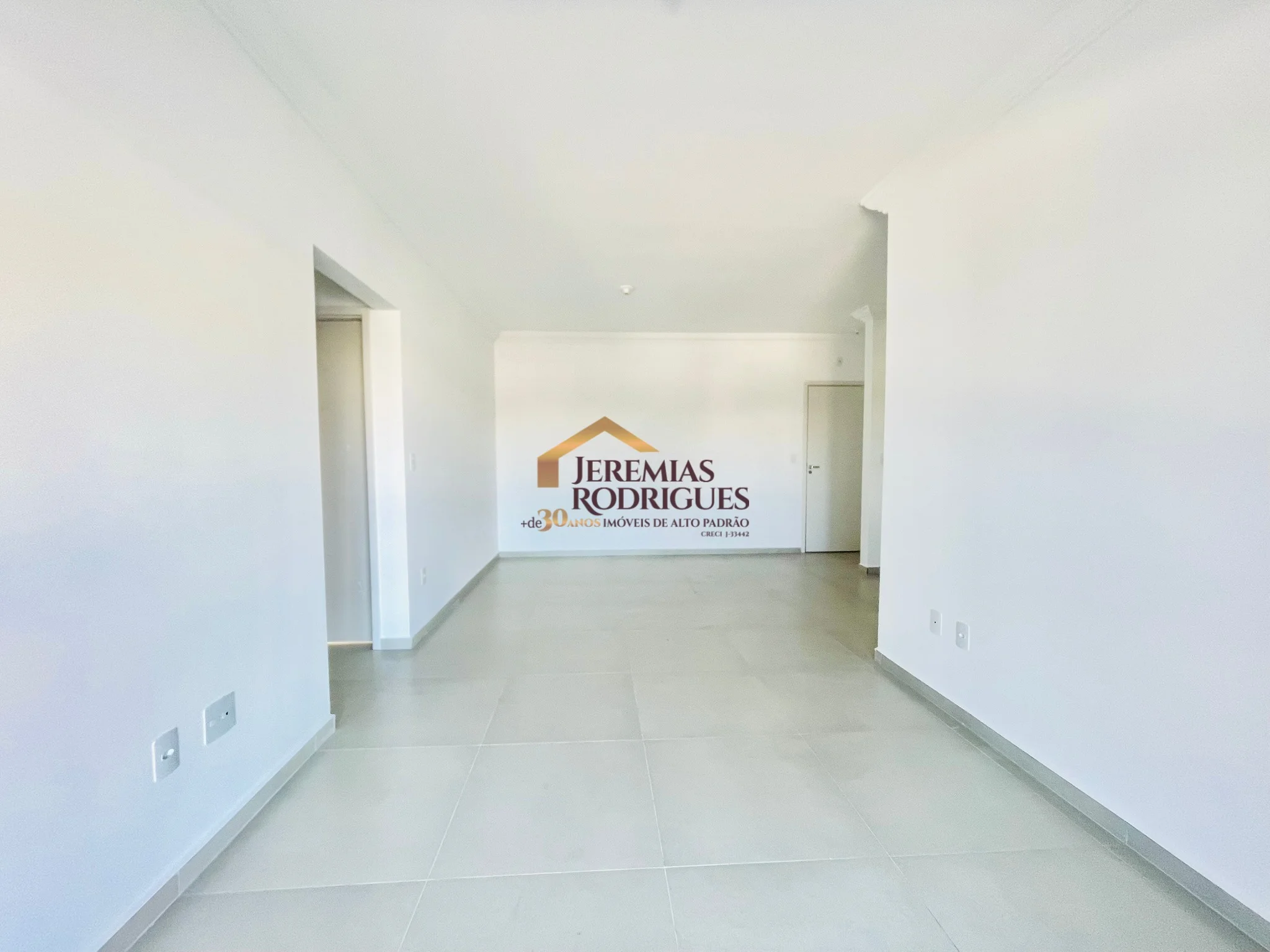 Apartamento à venda no Edifício Professor Romeu Haik em Taubaté/SP. — foto 3