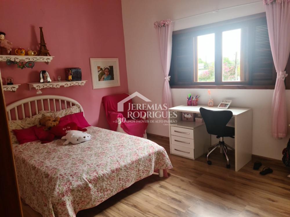 Sobrado com 4 suítes no Condomínio Real Ville