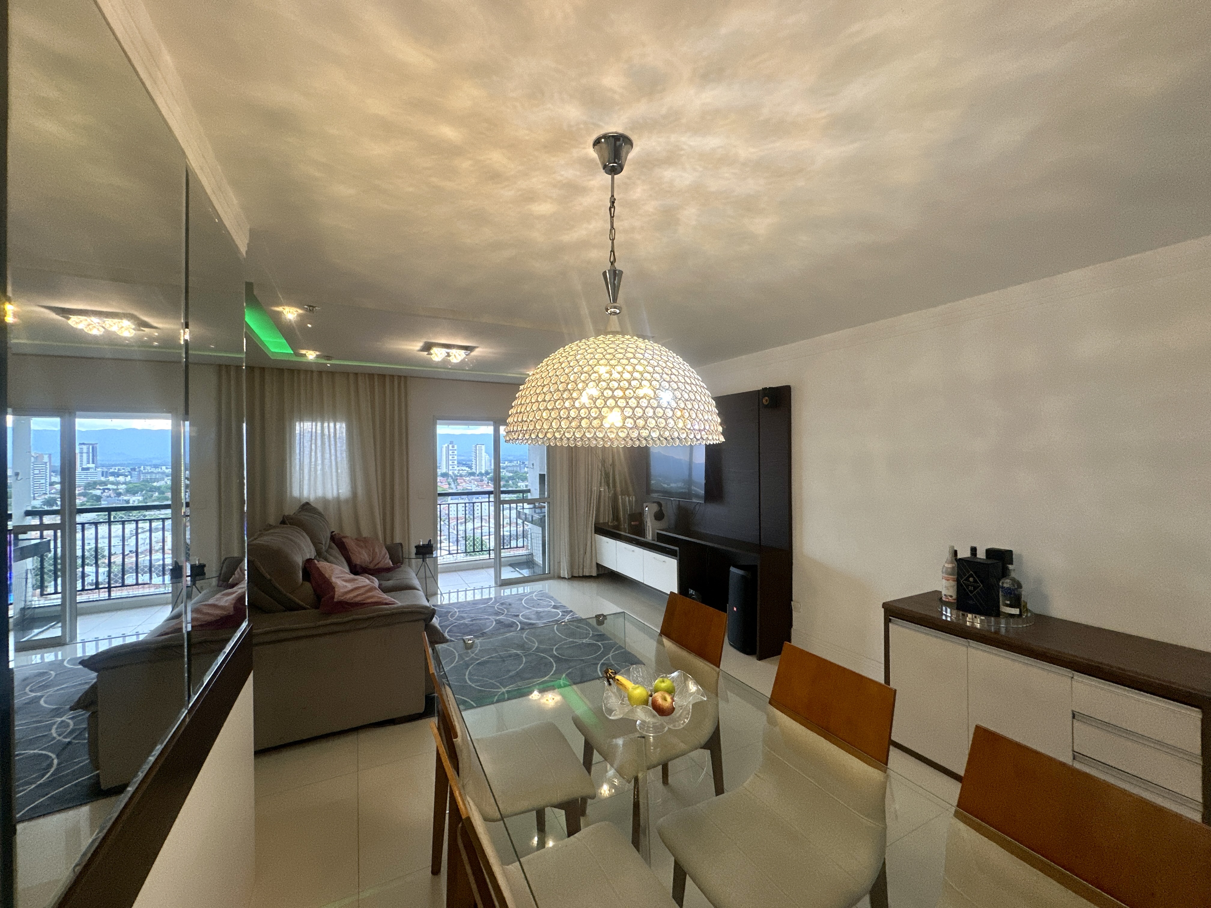 Apartamento à venda com 2 dormitórios, 82 m² no Condomínio Cyan Boulevard das Águas em Taubaté/SP.