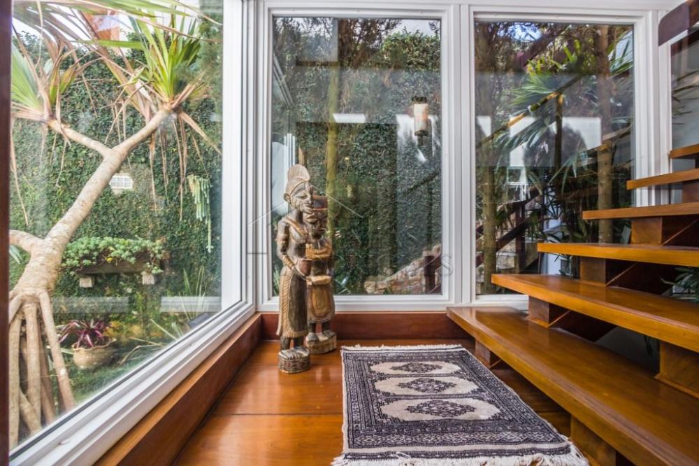 Casa à venda por R$ 6.350.000,00 - Campos do Jordão/SP