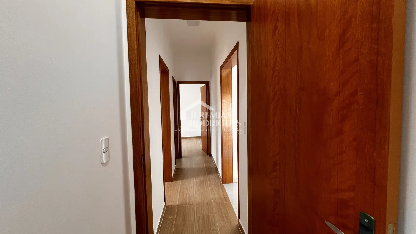 Casa para venda com 3 dormitórios no Condomínio Residencial Tecoara em Taubaté/SP