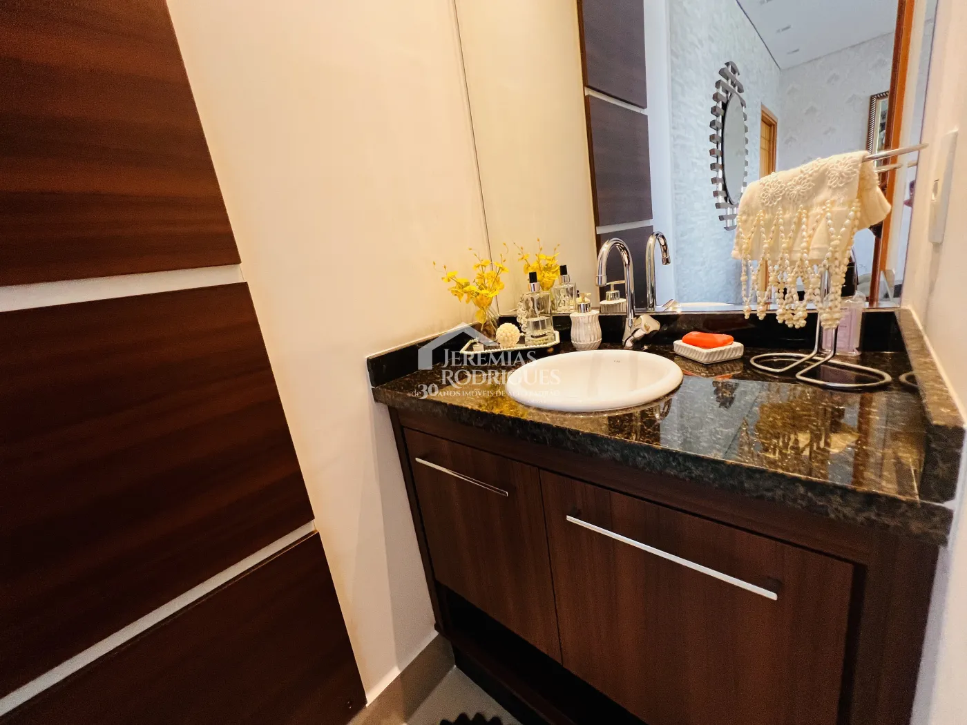 Apartamento para venda com 3 suítes no Condomínio Residencial Renaissance em Taubaté/SP