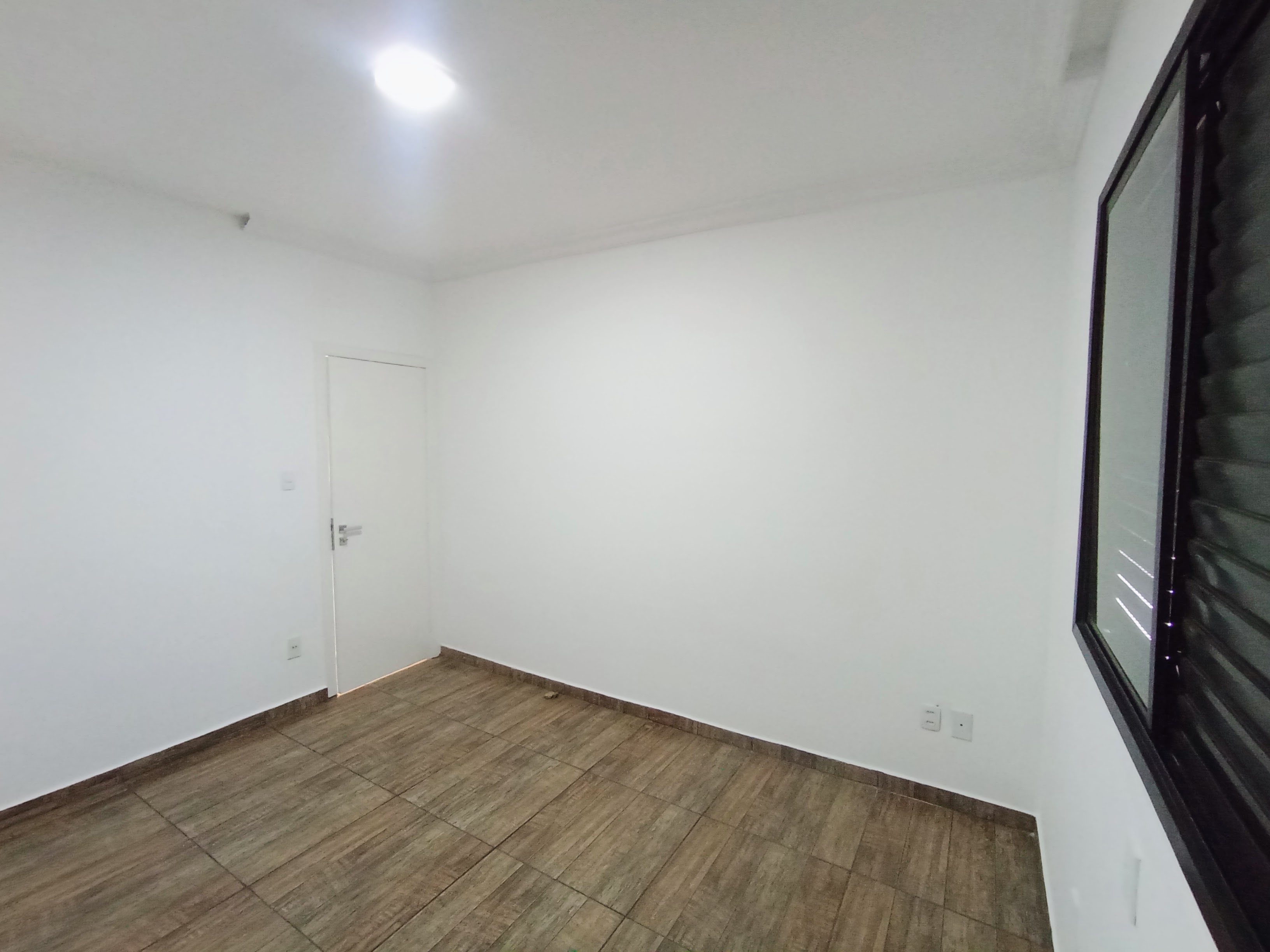 Cobertura à venda com 3 dormitórios, 125 m² no Edifício Michel Abud em Taubaté/SP.